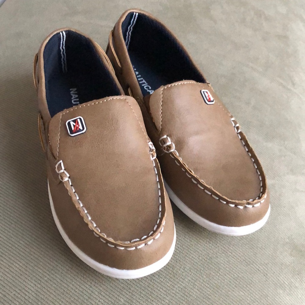 💕Host Pick💕Neat nautical shoes